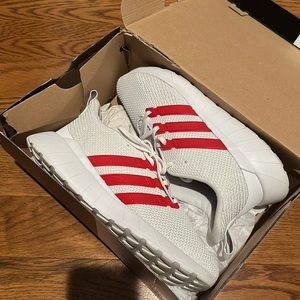 Adidas Questar Sneakers